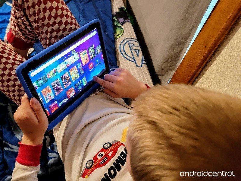 Amazon Fire Hd 10 Kids Protablet Lifestyle